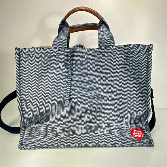 Vien and Litho Korean Handmade Care Bears Blue Red Tote - Picture 4 of 15